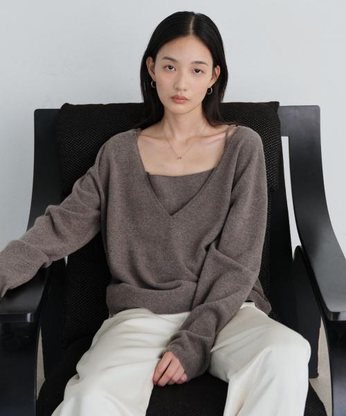 Yak wool V-neck knit