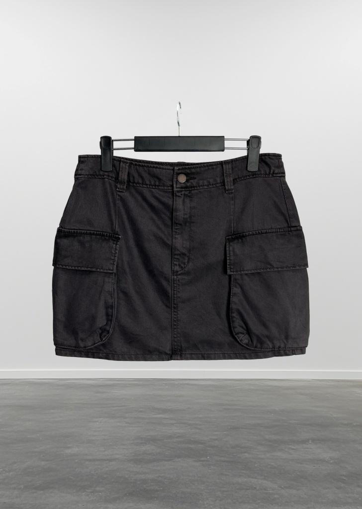 GU cargo skirt