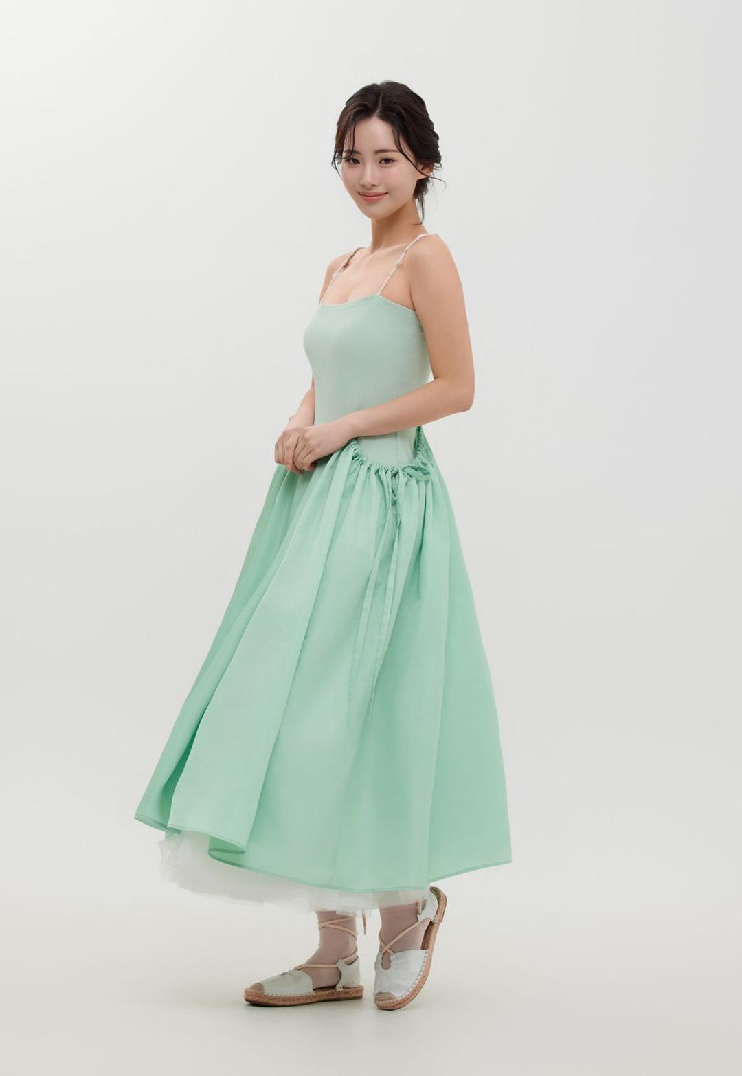 액주름 매듭 원피스