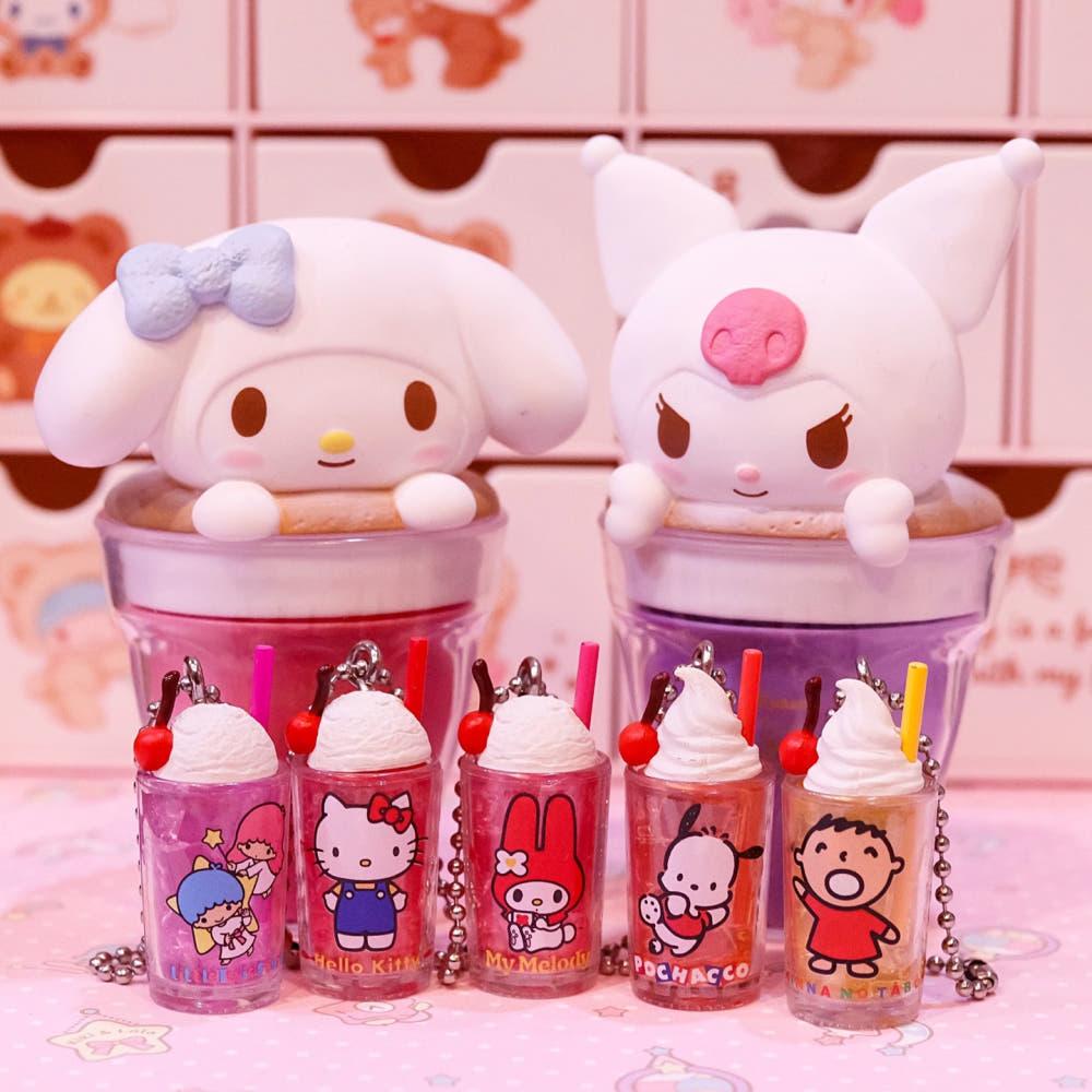 산리오 캐릭터스 레트로 글라스 미니어처 참 키링