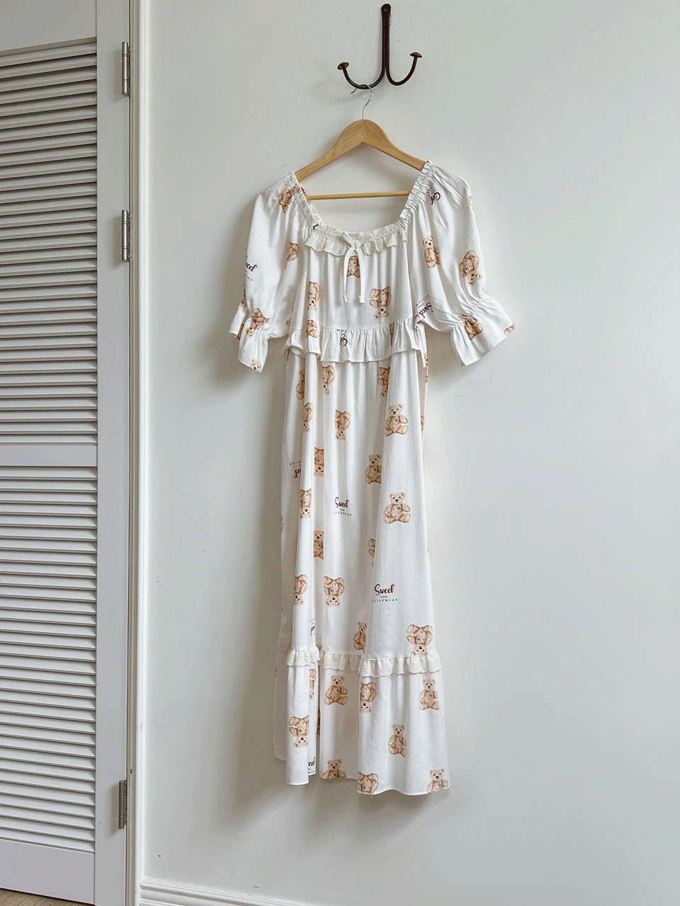 여성 젤리베어 레이온코튼 반소매 스퀘어넥 원피스 잠옷 24-01232