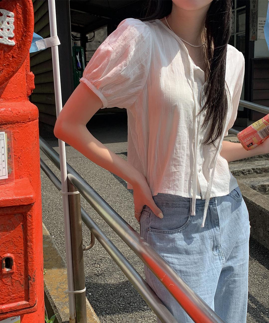 케이클럽 [자체제작/오늘출발/뉴컬러추가!/S-L]#여름💙 로힌 퍼프 스트랩 블라우스 (직잭팟/데일리룩/데이트룩/스트랩블라우스/여름블라우스/반팔블라우스/퍼프블라우스)