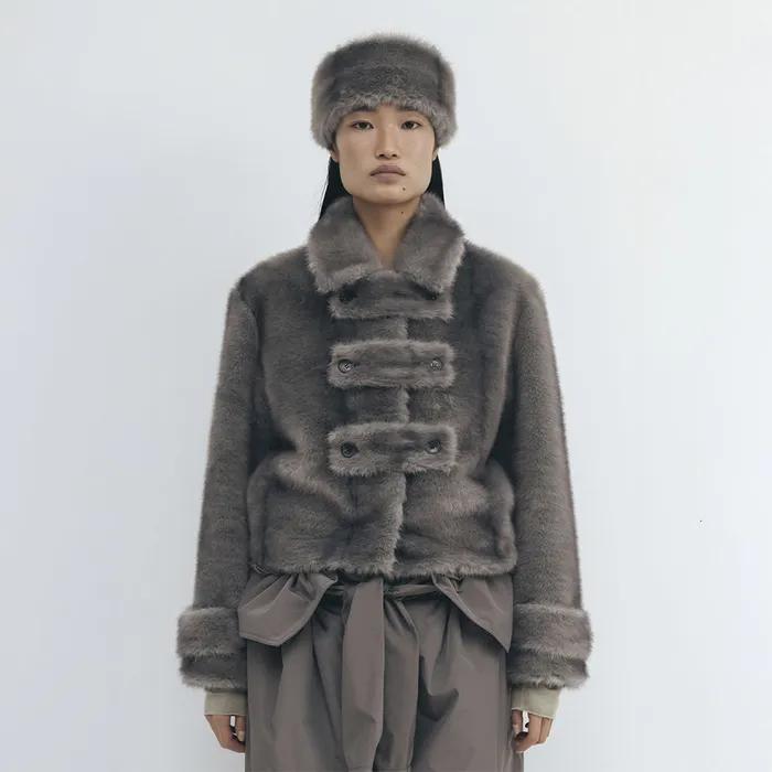 FAUX FUR TAB TOGGLE JACKET (GRAY)