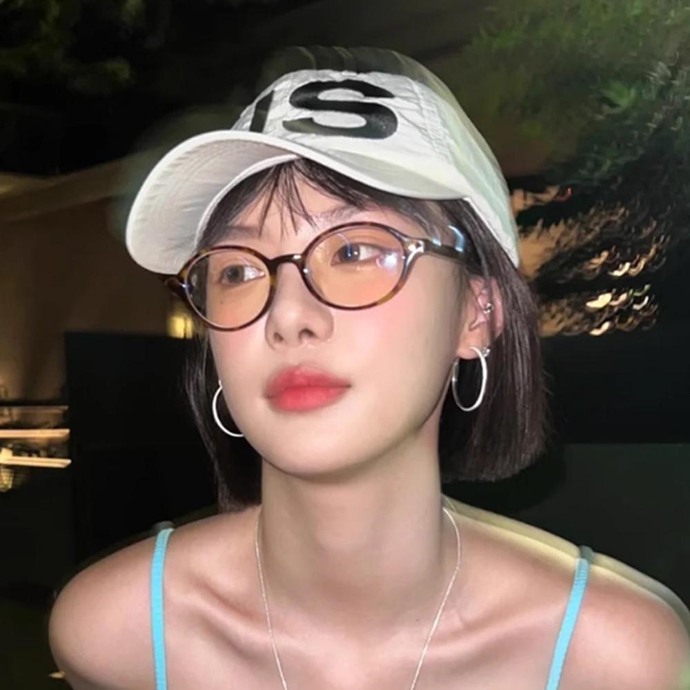 오벌형 타원형 오버핏 오버사이즈 너드미 긱시크룩 유니크 디자인 뿔테 안경