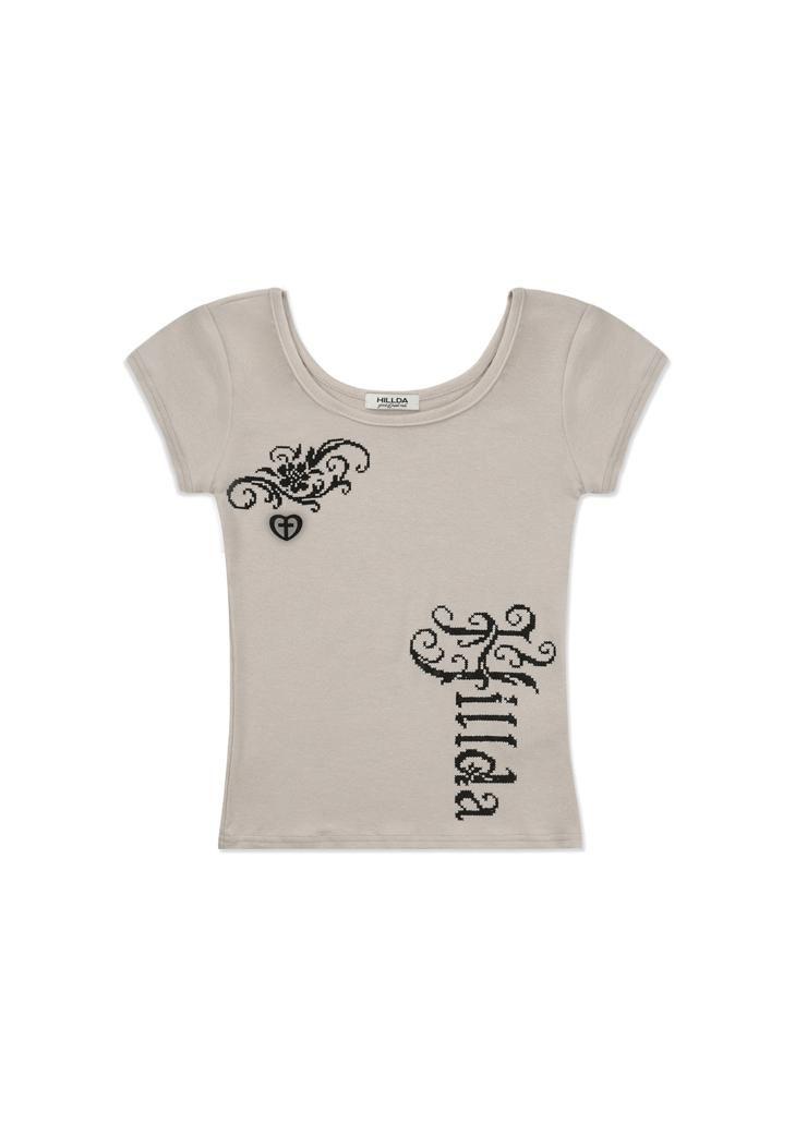 [HILLDA] Lust Slim Tee [Beige]