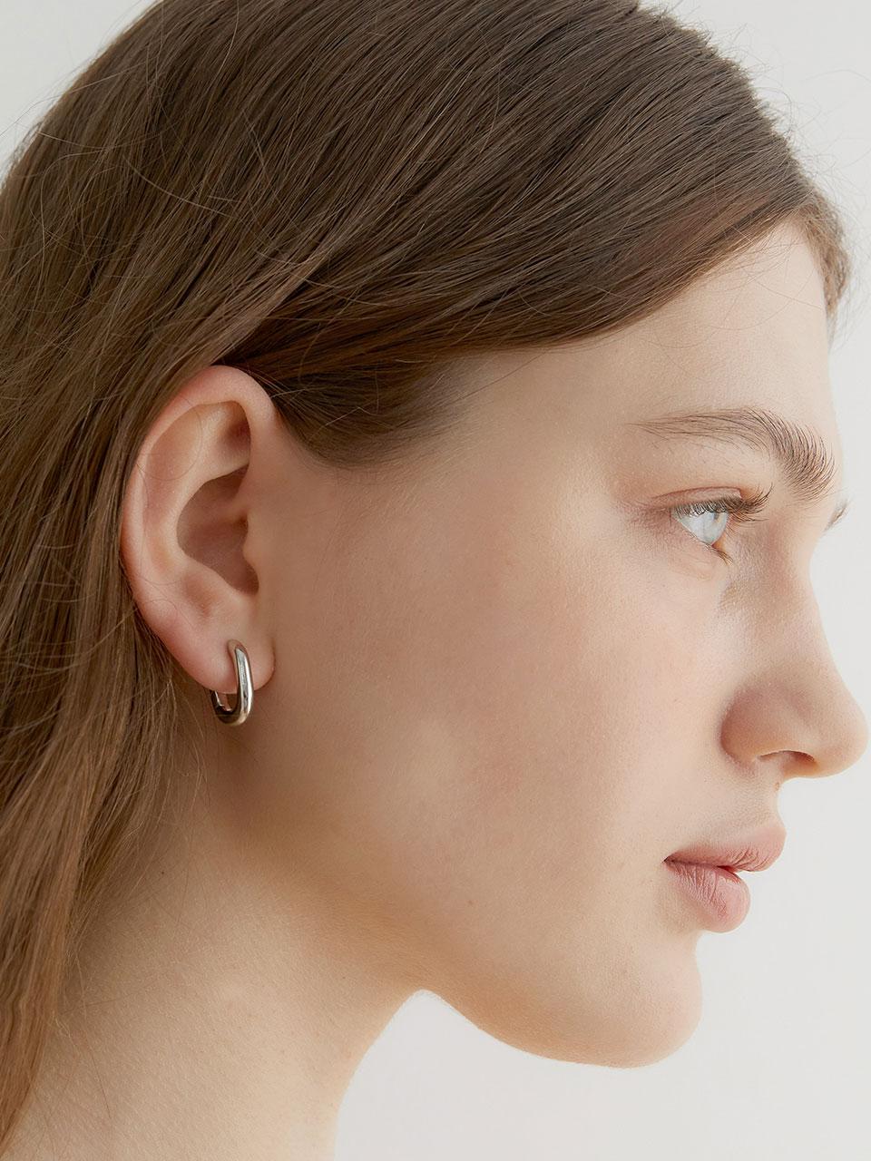 one touch oval ring earrings (E004_silver medium)