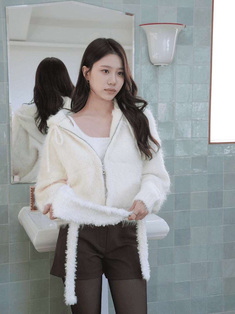 [Nouarté] 몬트 헤어리 후드 집업 (크림)