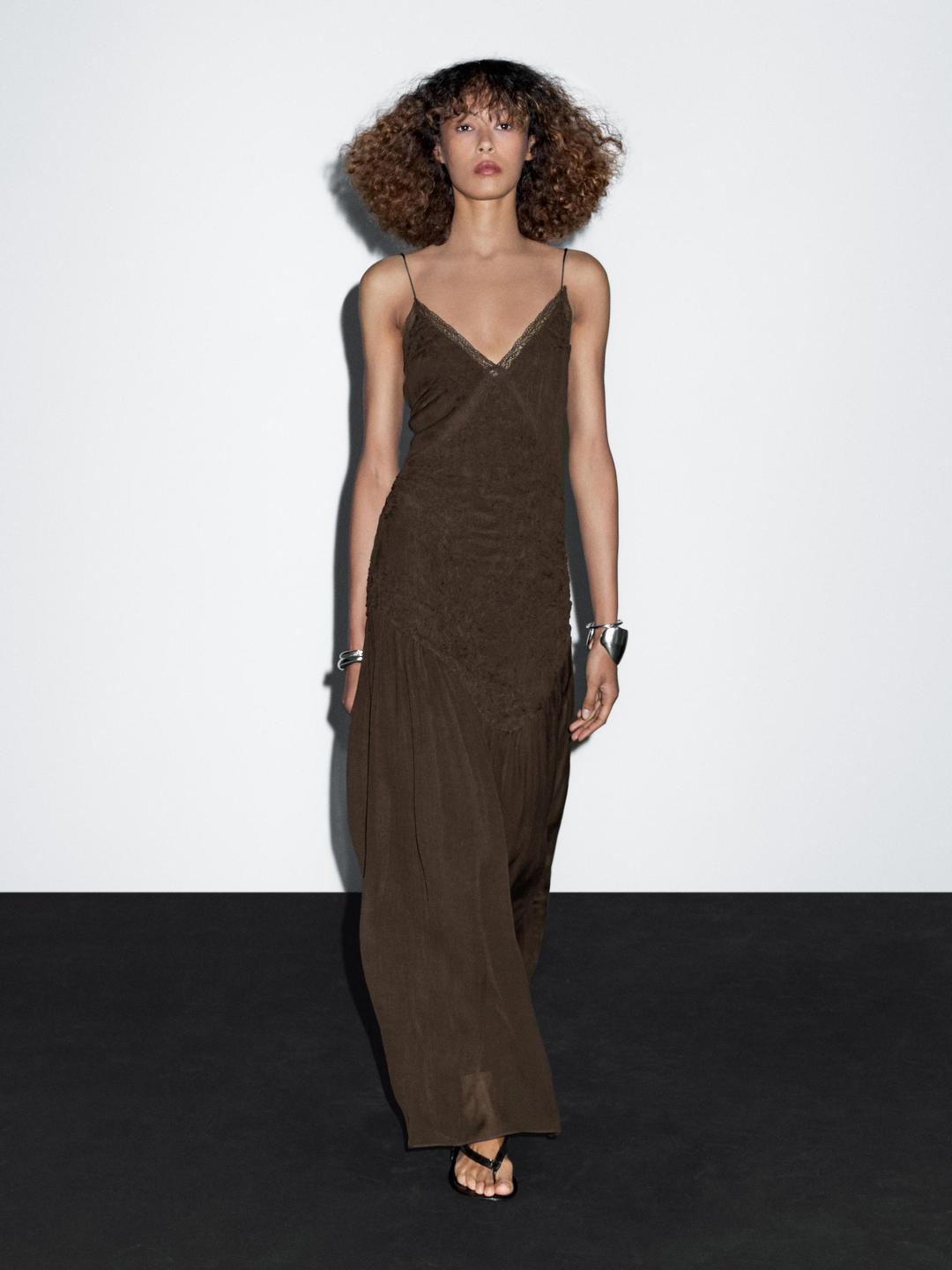 롱 슬립 원피스 셔링 디테일