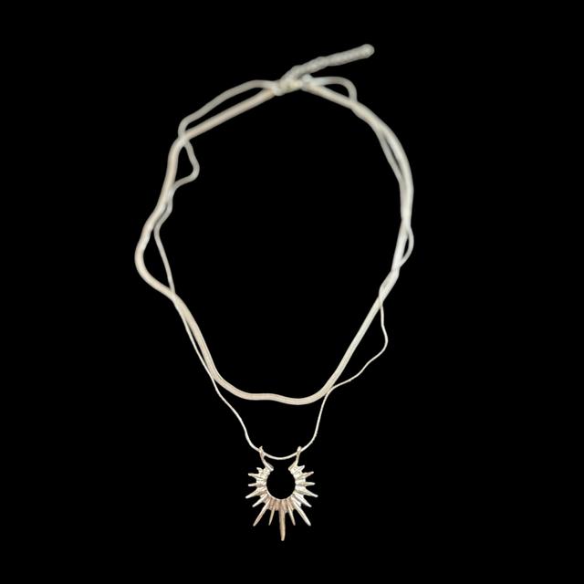 Урай Necklace