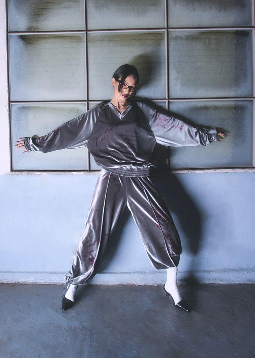 Velours jogger pants (Gray)