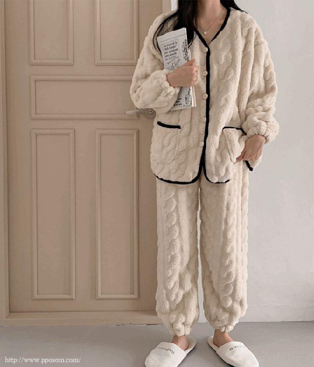 [겨울] 제니 꽈배기 가디건 수면잠옷 홈웨어 SET