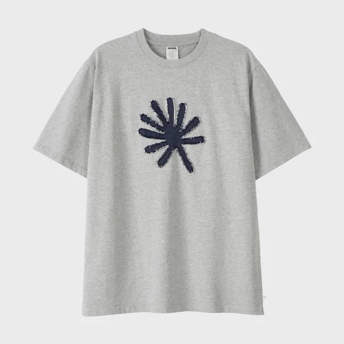 DD symbol applique tee (GREY)