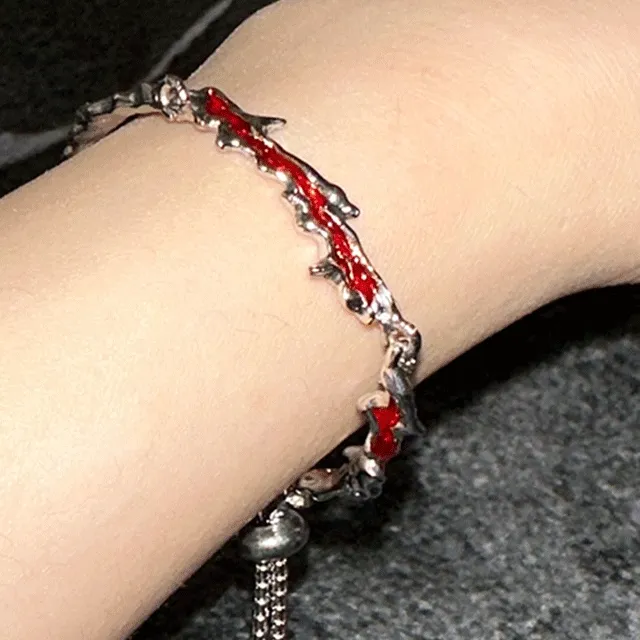 [BXB 하민 착용] Red Blood bracelet 레드 블러드 팔찌 락시크 히피 키치 빨강 패션팔찌