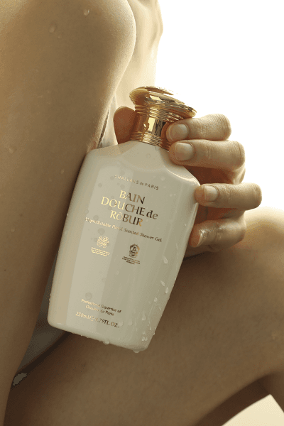 BAIN DOUCHE de RŌBUR  매혹적 노트의 샤워젤