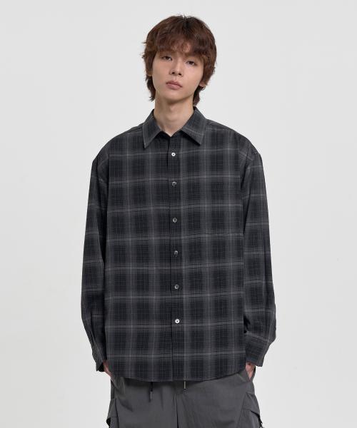 루즈드 체크 셔츠 (블랙)