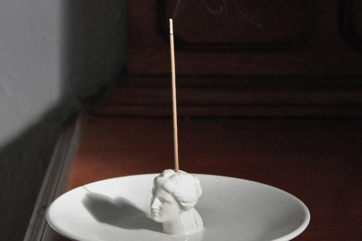 비너스 인센스 홀더