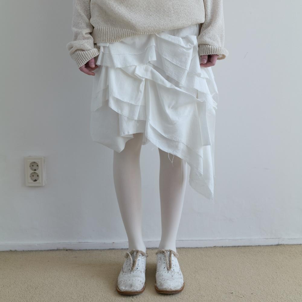 RUFFLE MIDI SKIRT IN OFF WHITE