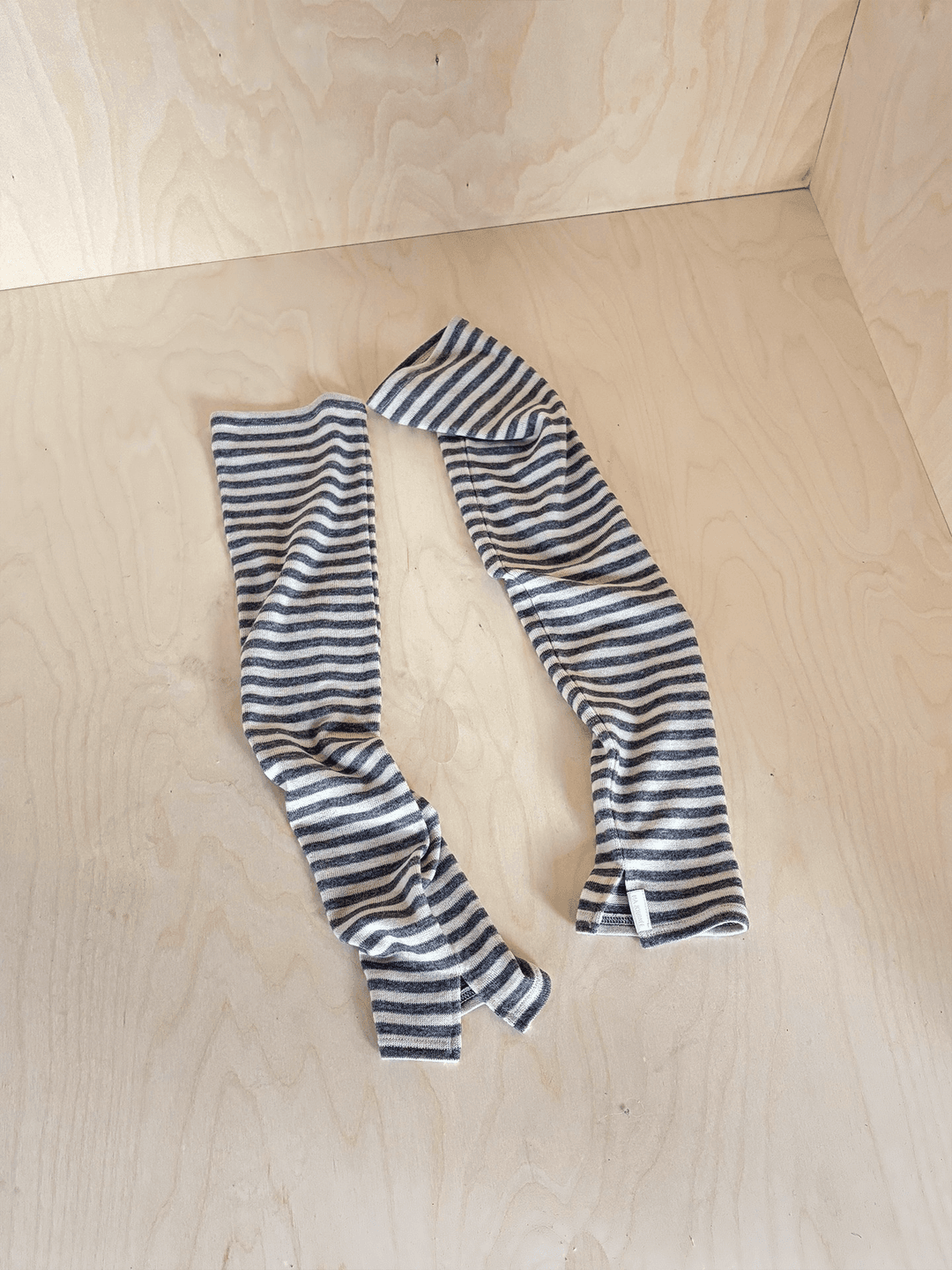 STRIPE LEG WARMER_WHITE/GREY
