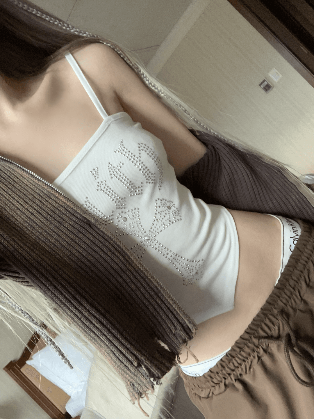hikomi lettering y2k Top (white)