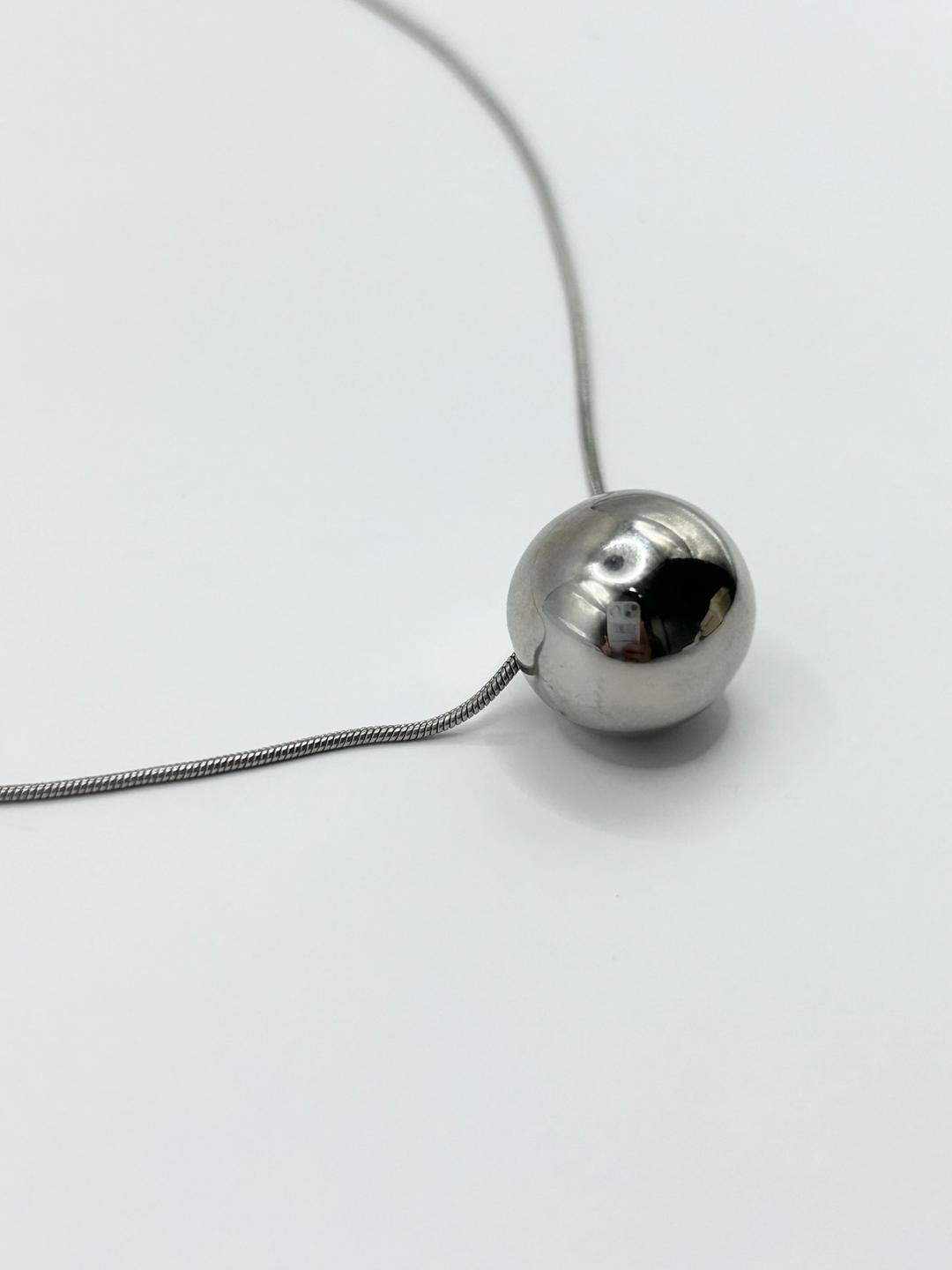 bijou ball necklace