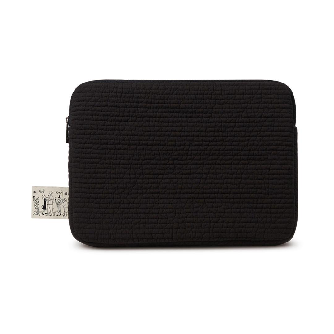 QUILTED LAPTOP POUCH - NATURAL BLACK