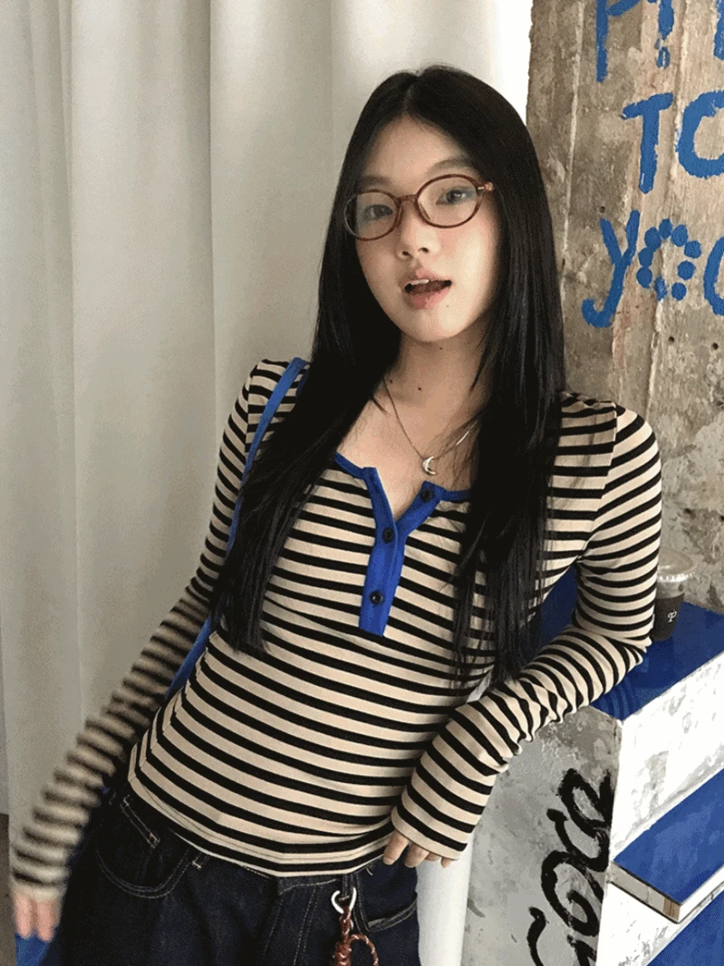 블루 라인 스트라이프 긴팔 티