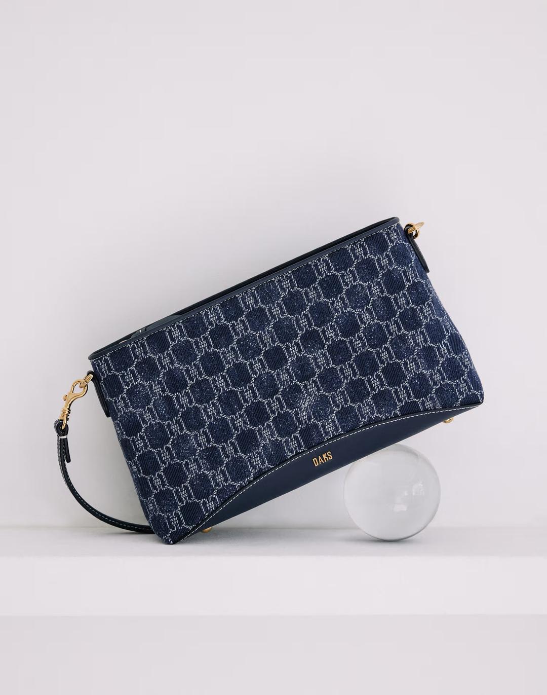 [DD BARNET DENIM] 네이비 DD패턴 데님 자카드 숄더백