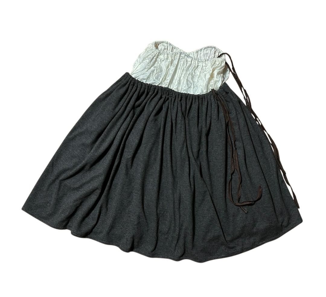Heavy lace - pom pom skirt