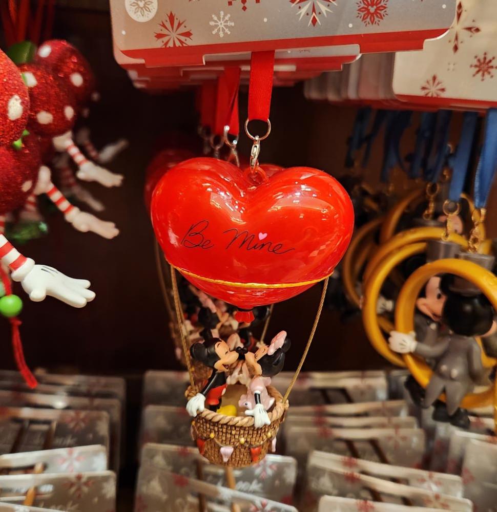 2022 디즈니 미키와 미니 비 마인 오너먼트 Mickey and Minnie 'Be Mine' Ornament