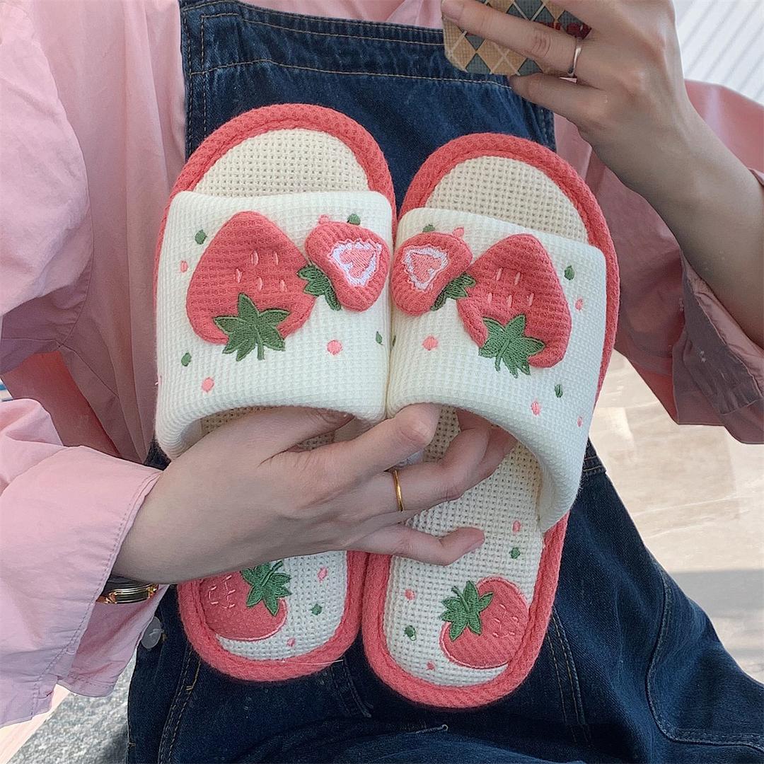 큐티 딸기 슬리퍼