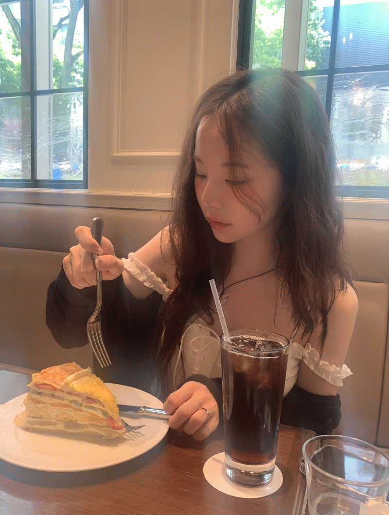 멜티드 Dear Ribbon Bustier Blouse  (3colors)