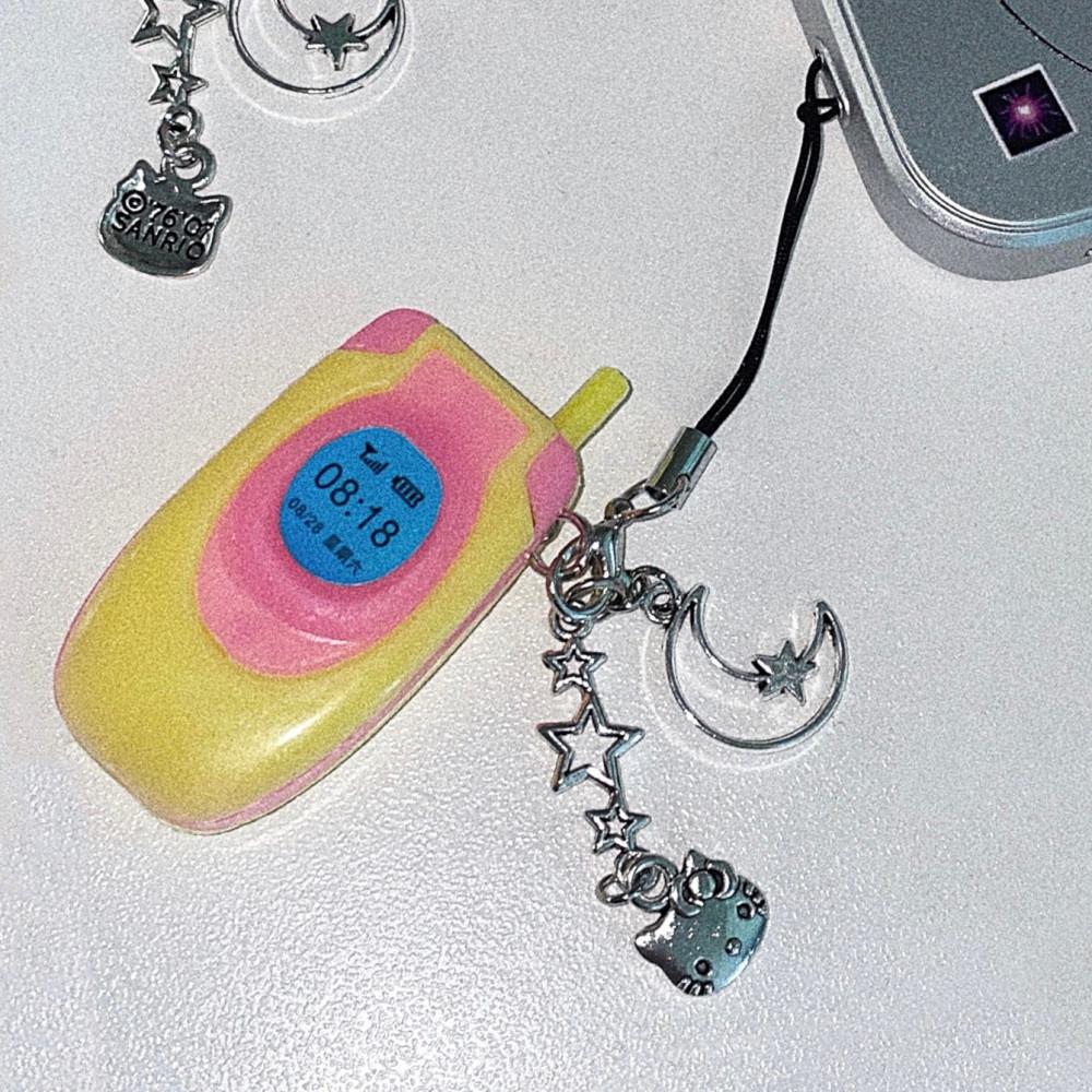 자체제작 Y2K 피쳐폰 키링 폰 고리 폰 스트랩 폴더폰 2000s