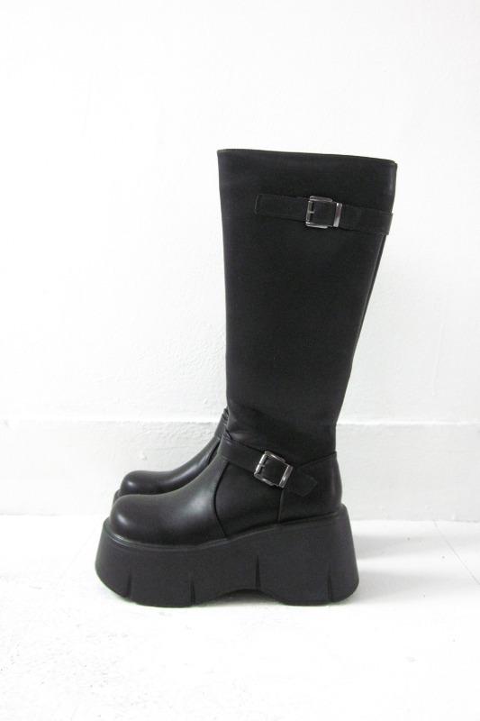 matrix platform boots