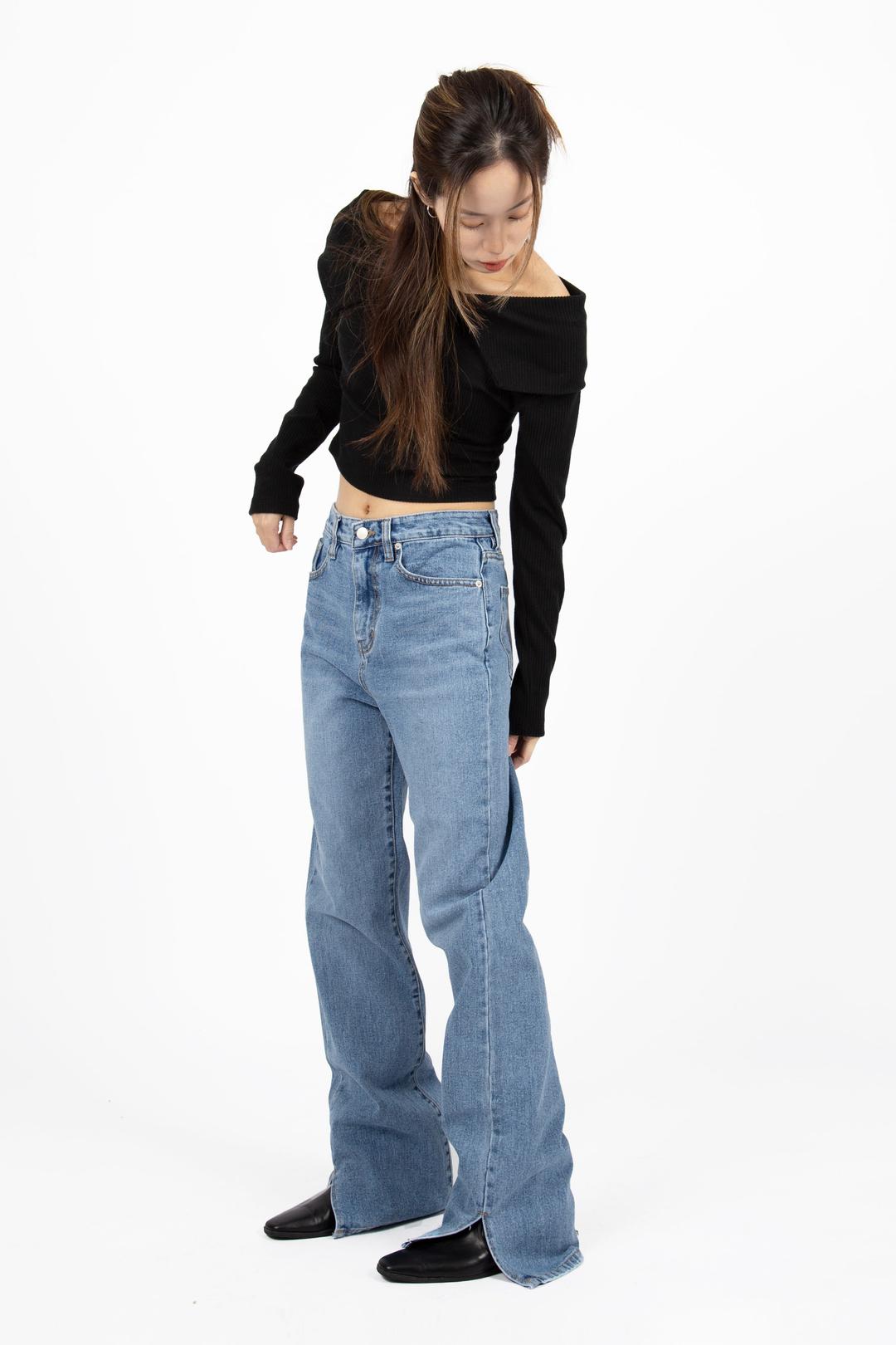 FULL LENGTH SLIT JEANS