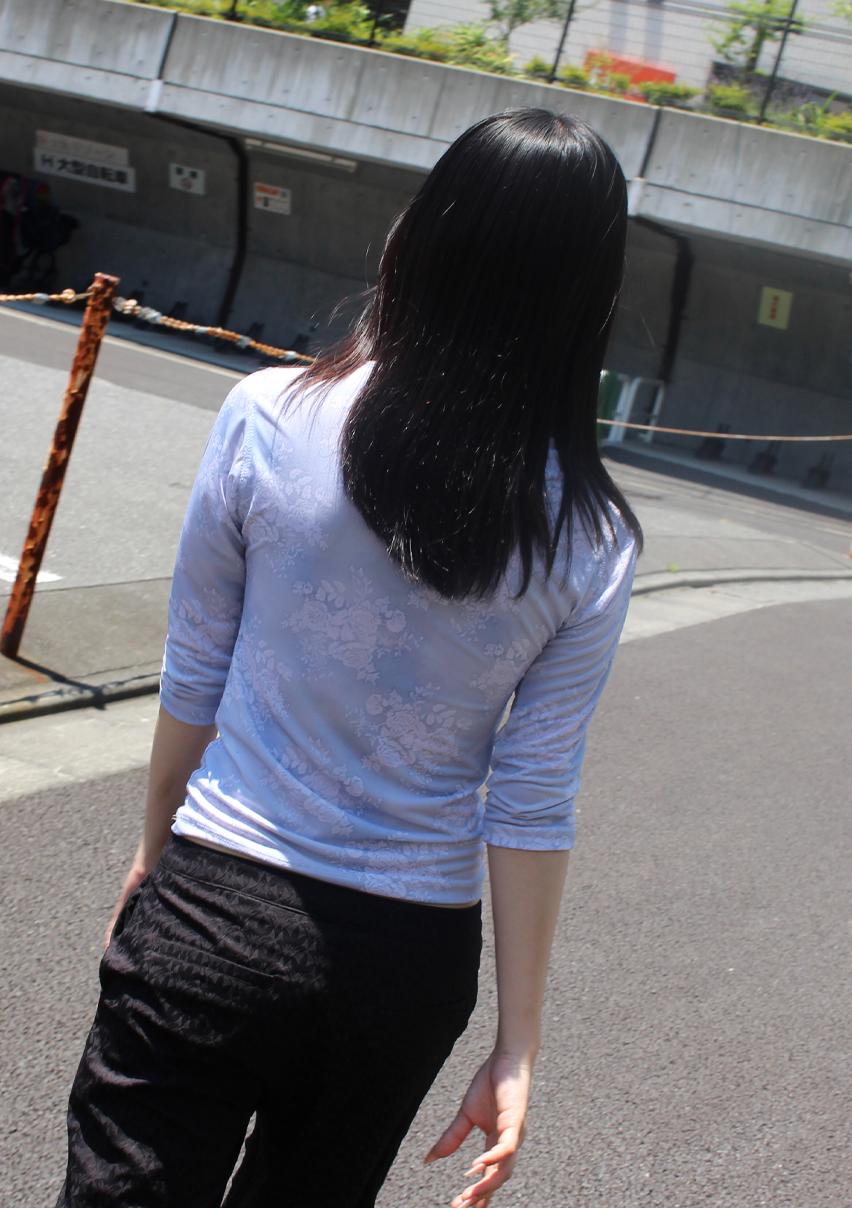FLORAL PRINT  T-SHIRT (PALE BLUE)