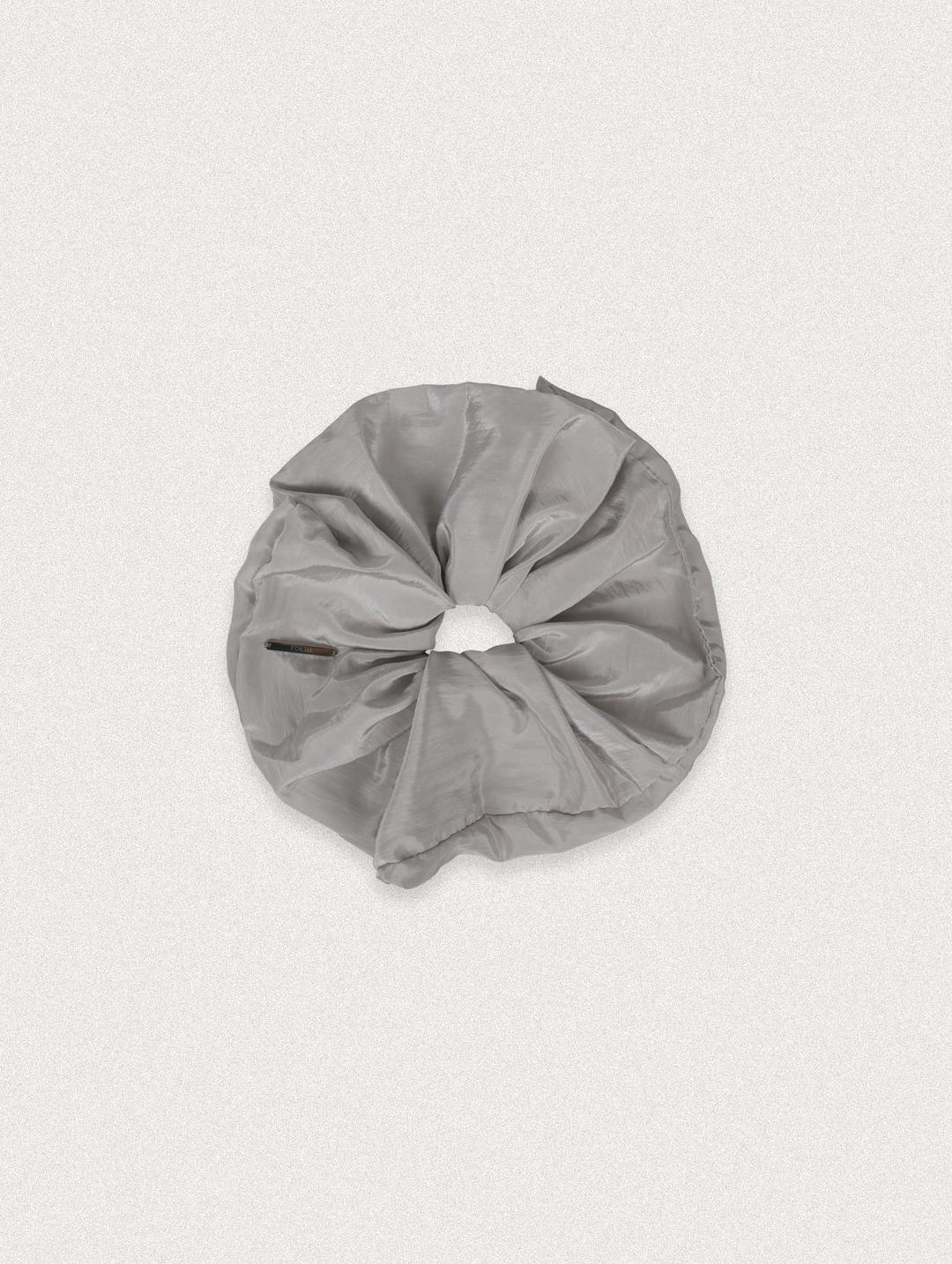 Pluffy silky scrunchie - silver grey