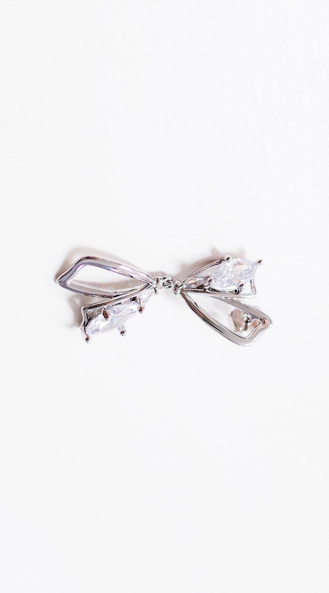 crystal ribbon earring