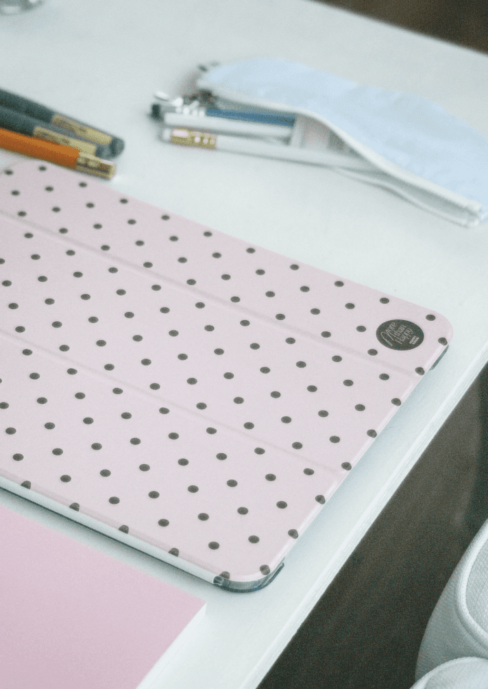 Tiny Dot iPad case
