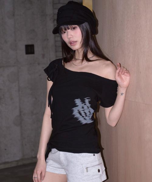 CORSET DETAIL ONE-OFF-SHOULDER SHORT SLEEVE BLACK