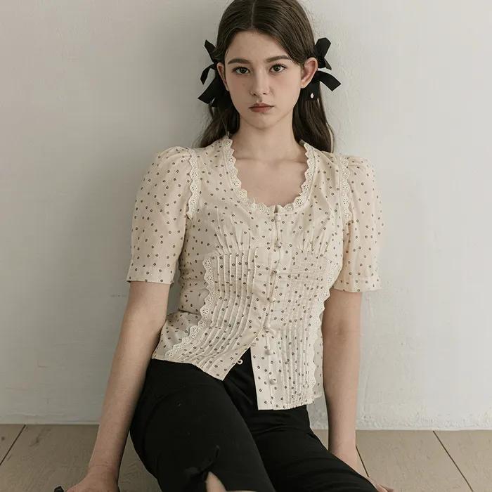 Dot Flower Print puff blouse