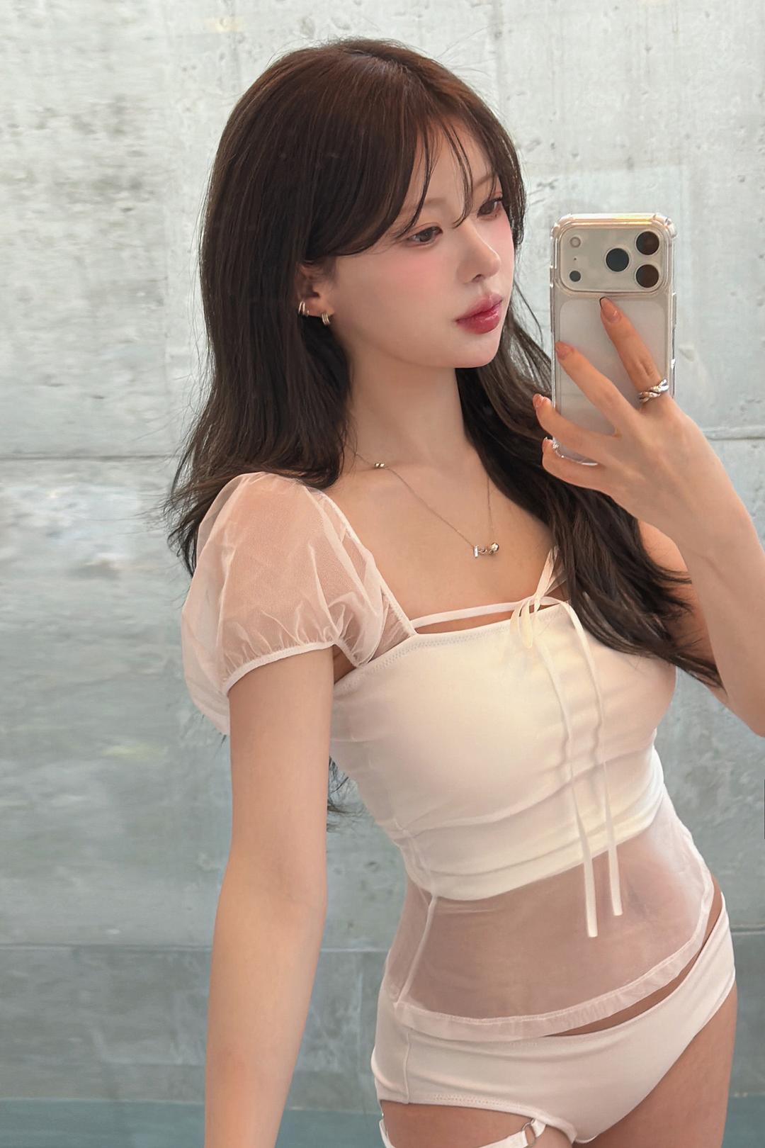 비나제이 x 설아_리본 시스루 퍼프 하프탑 비키니세트 (White)