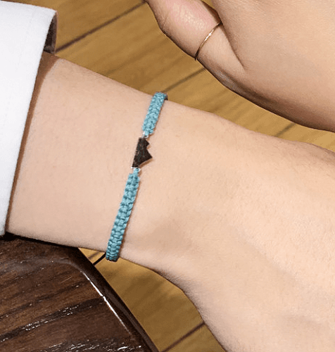 핸드메이드 산🌲 팬던트 매듭 팔찌 (3 COLORS)