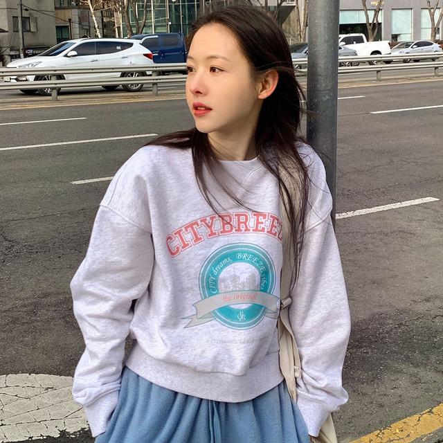 시티 아치 그래픽 스웨트 셔츠_MELANGE WHITE