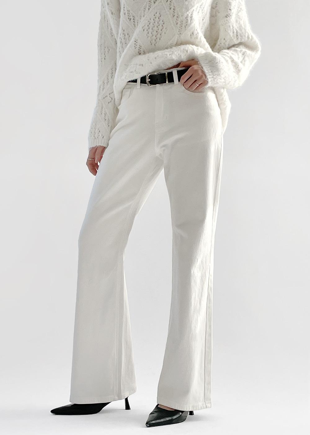 소오 세미 부츠컷 팬츠