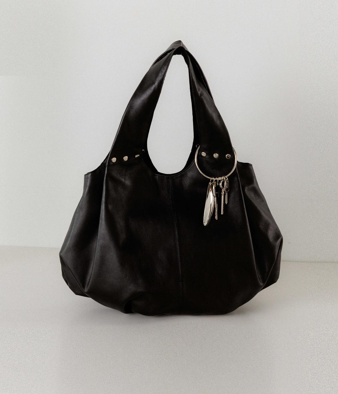 Fleur Hobo Bag Set — Black ( Oval Metal Keyring Included )