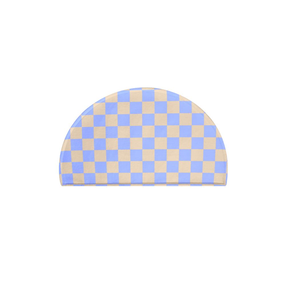 Half circle mini rug