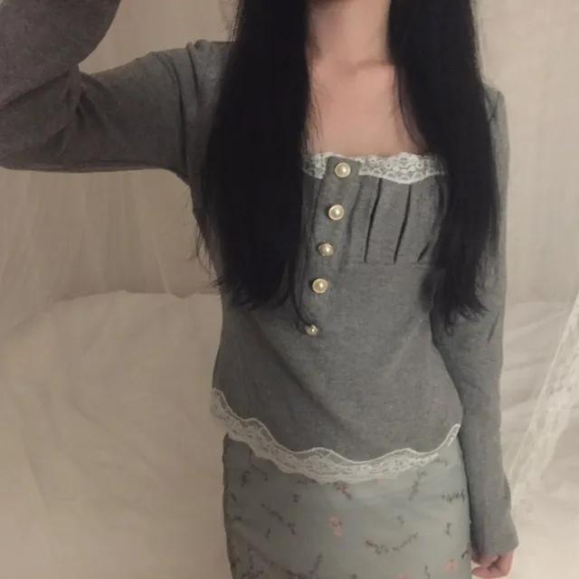 [마지막재고*]레이스 핀턱 버튼 긴팔티 ˚₊ (y2k/핀터레스트/빈티지)