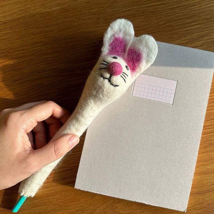 wool pen&pencil holder_rabbit