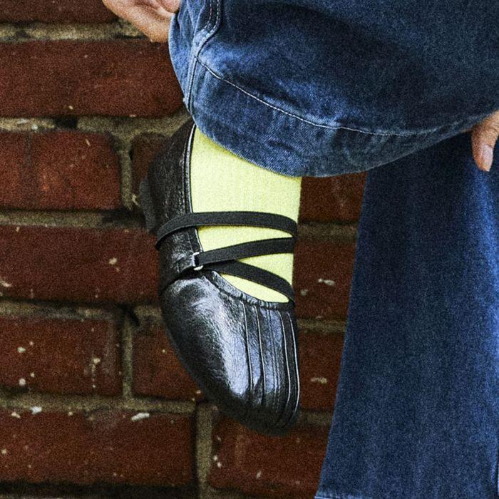 [29CM 단독] Pleats Elastic 스트랩 플랫슈즈 1.5cm -UA9015 (3color)