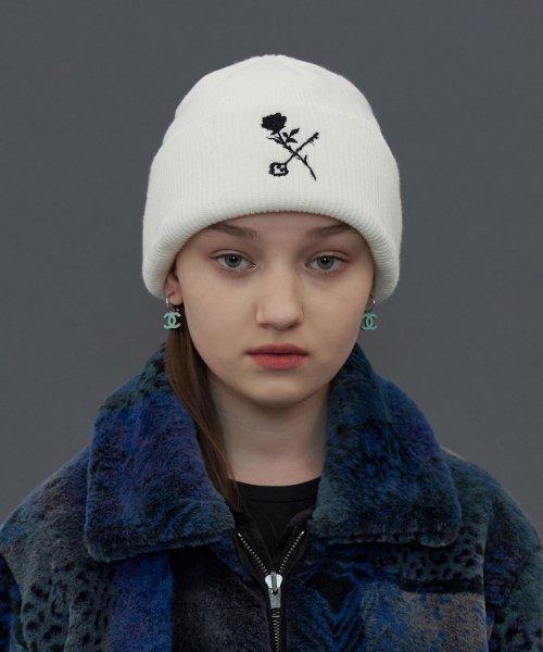 어널로이드(UNALLOYED)  로즈 니트 비니 / 아이보리 - 사이즈 & 후기 | 무신사